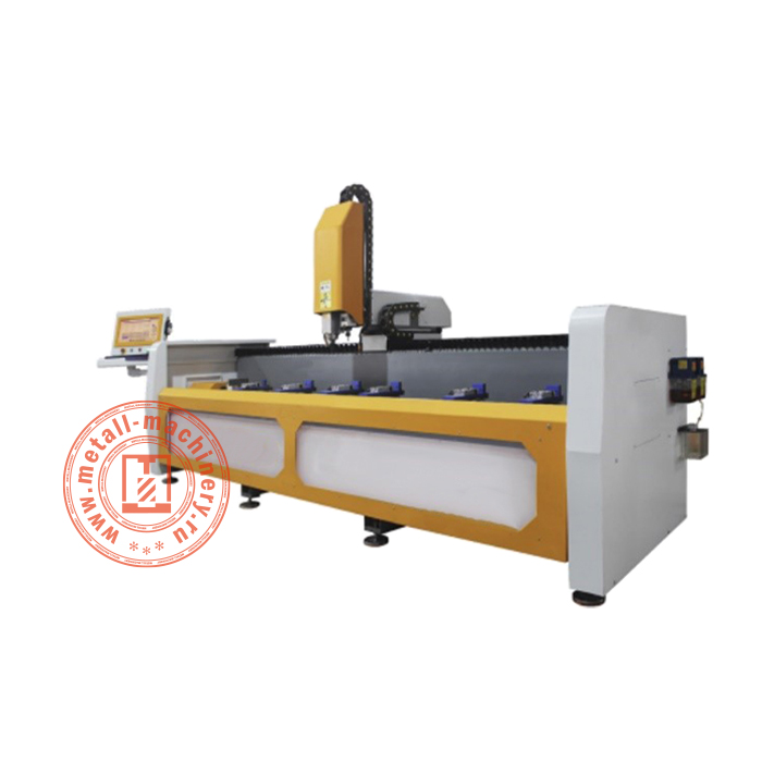 Сверлильно-фрезерный центр с ЧПУ QICHEN CNC-3000C2S