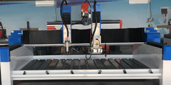 Настольный фрезерный станок