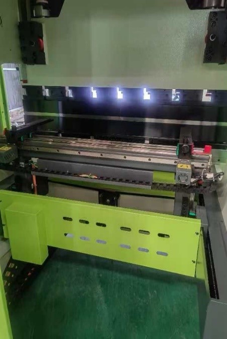Листогибочный пресс DIGG-SP-35T/1300