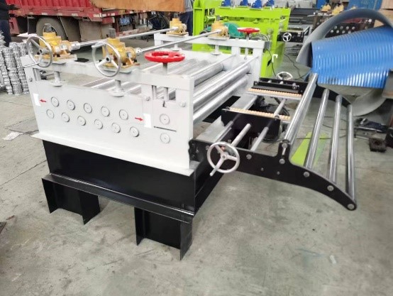 Линия для продольно-поперечной резки рулонной стали RVSN-0.4-1250-12T