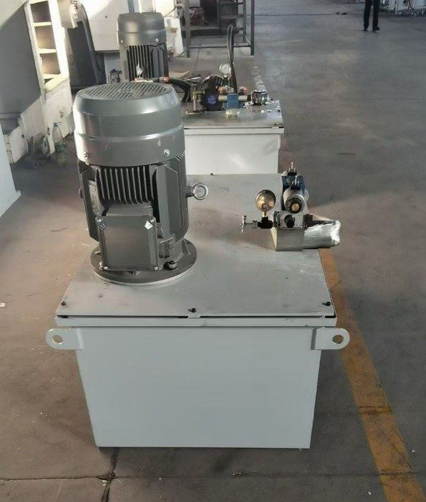 Горизонтальный протяжной станок L6110D-1250 
