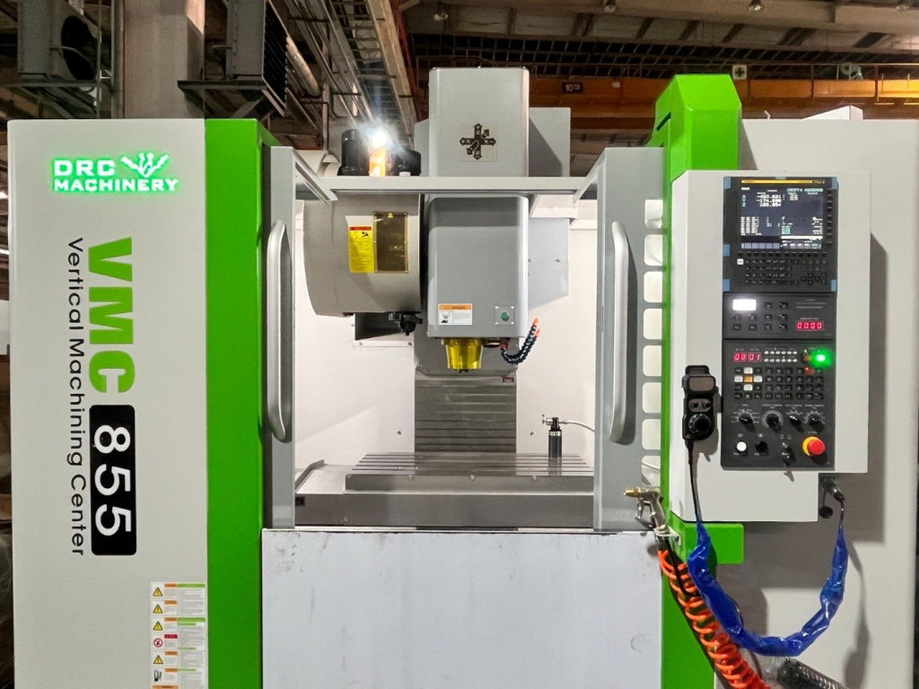 Вертикальный фрезерный обрабатывающий центр VMC1160