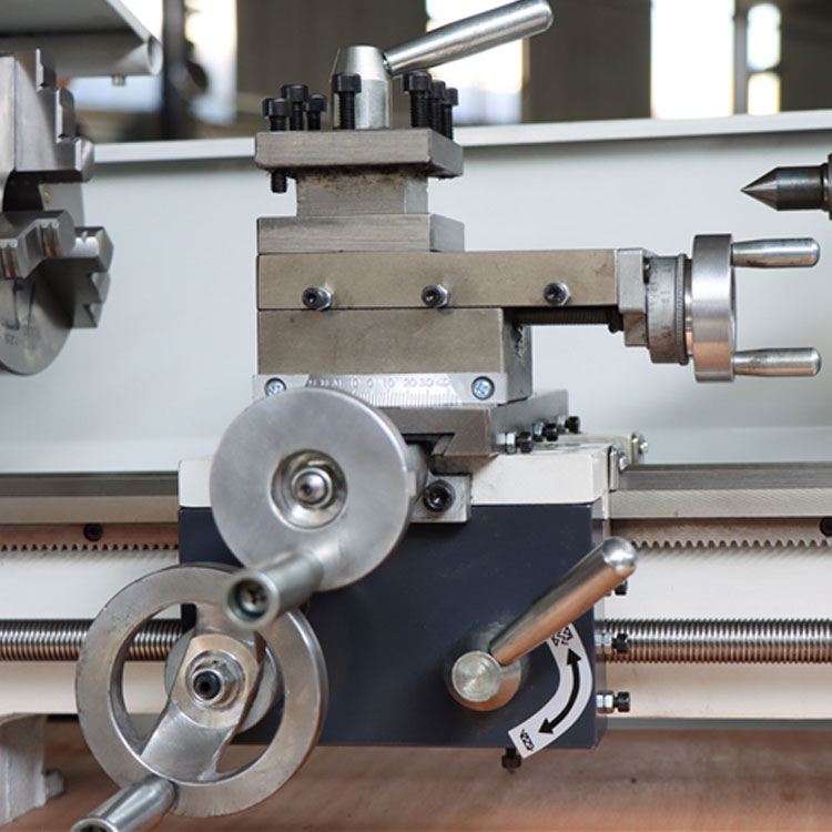 Фрагмент токарного станка