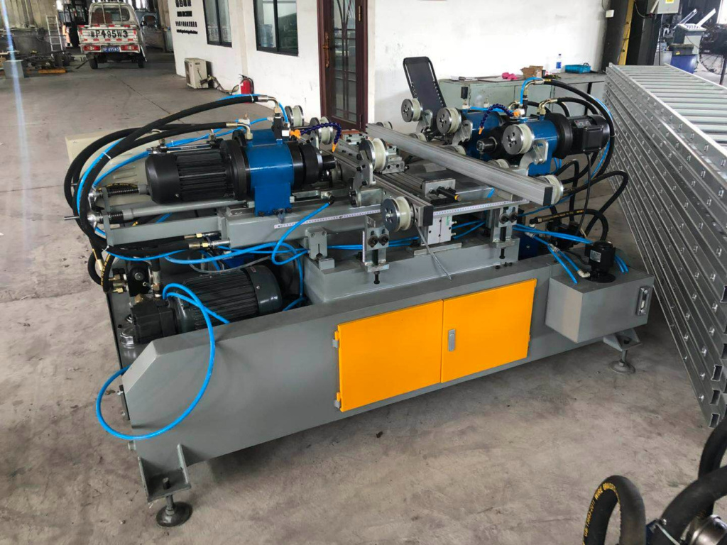 Оборудование для изготовления лестниц DS-2000