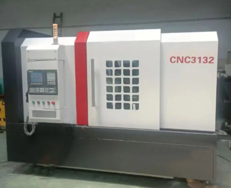 Зубофрезерный станок YK3132CNC4