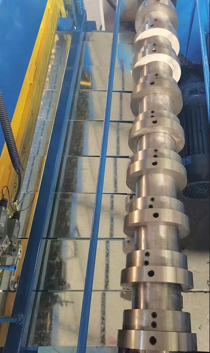 Станок для продольно-поперечной резки RVS-1250x0.8