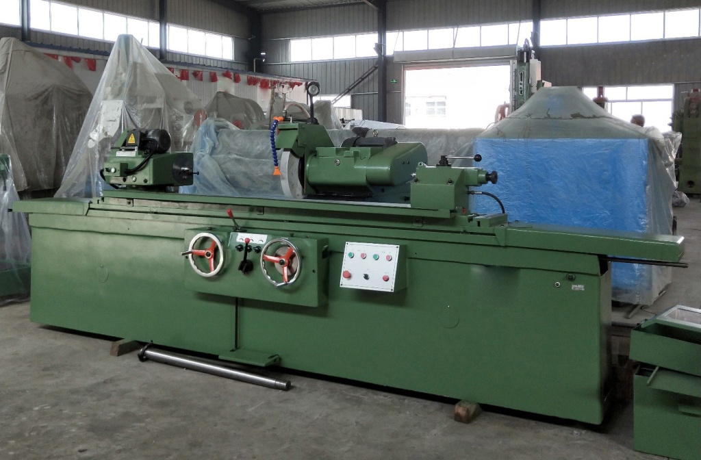 Круглошлифовальный станок М1350х2000