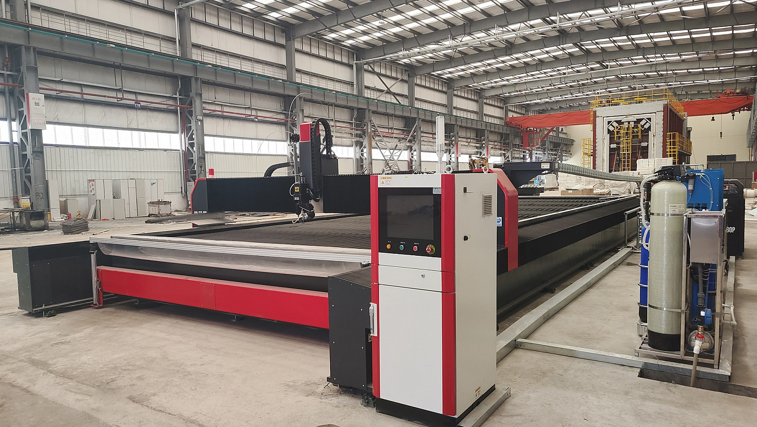 Оборудование для гидроабразивной резки PowerJet200G (2500 x 12500 mm)