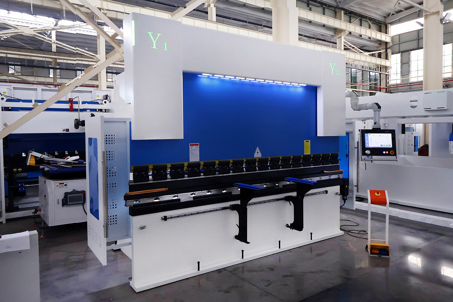 Листогибочный пресс 4+1 PSH-250T3200