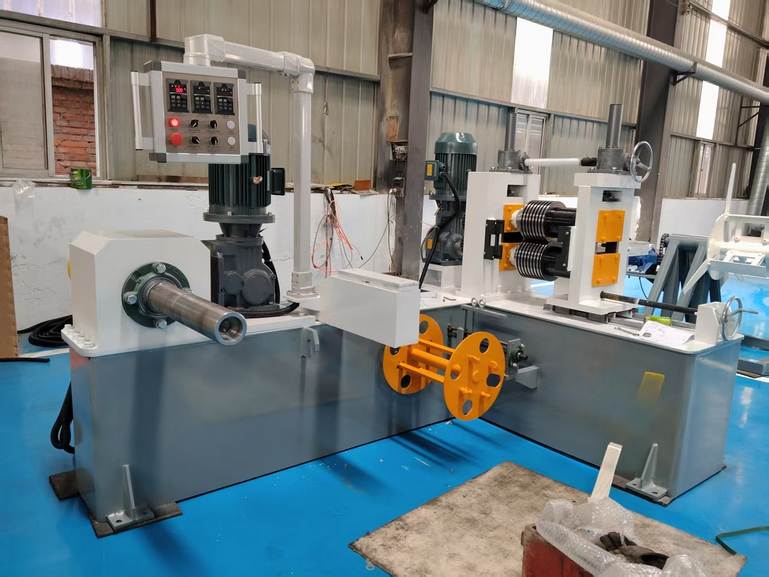 Линия для продольной резки магнитно-мягких сплавов 400mmx0.15mm-1mm